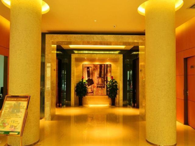 Jinjiang Inn Select Jinan Baotuquan - Housity
