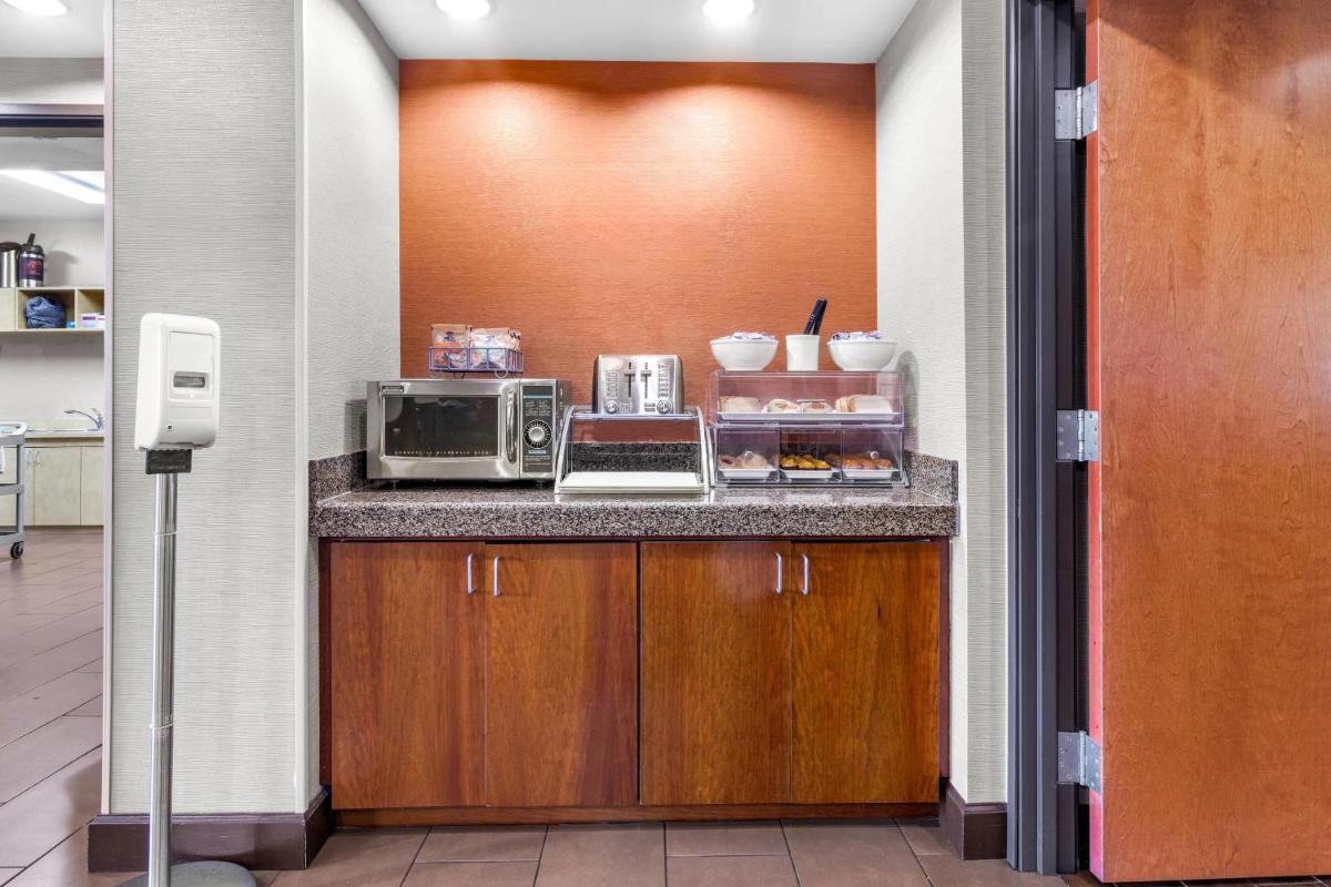 Comfort Suites - Hizvo