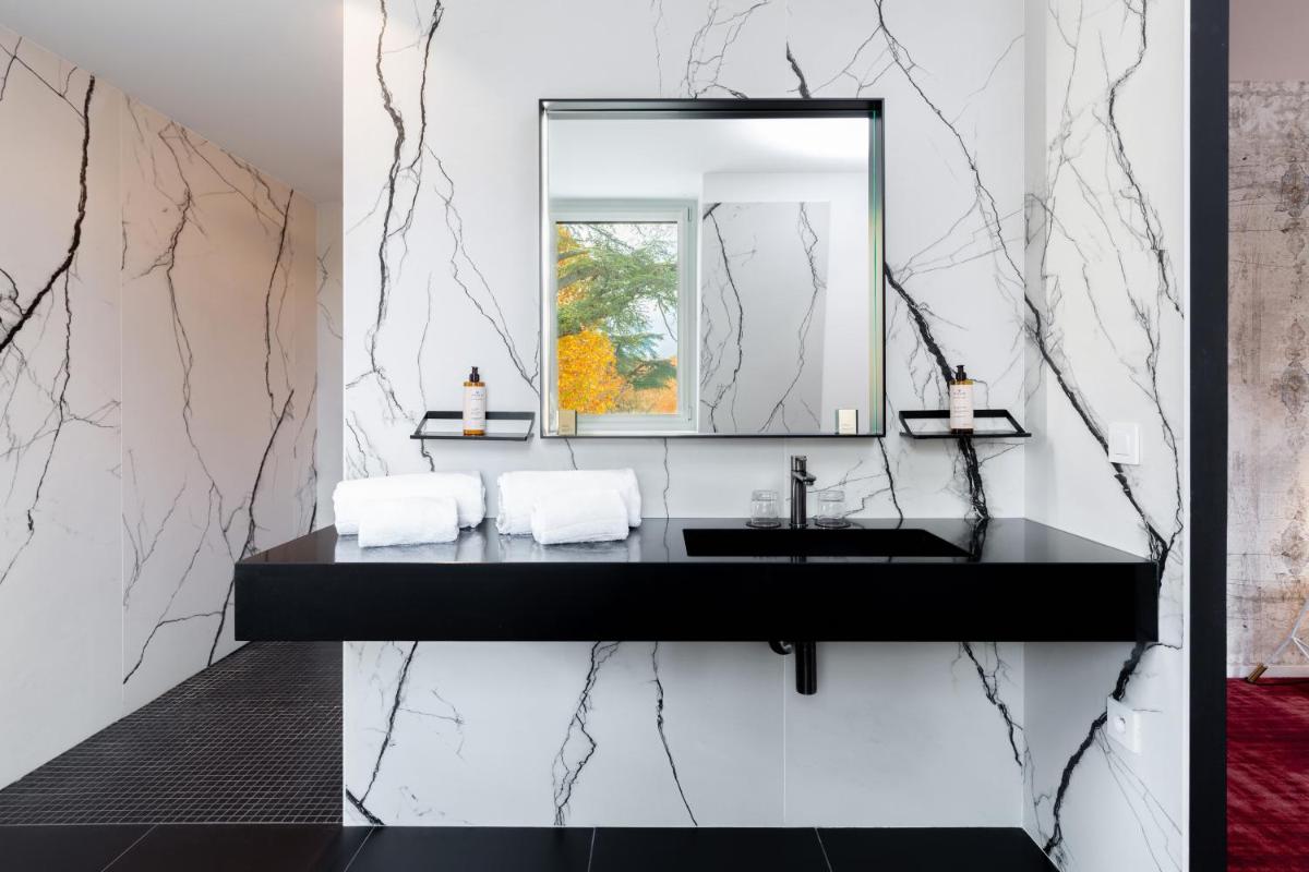 Photo de la galerie de l'établissement Hôtel Spa Restaurant Villa Castellane, à Gréoux-les-Bains
