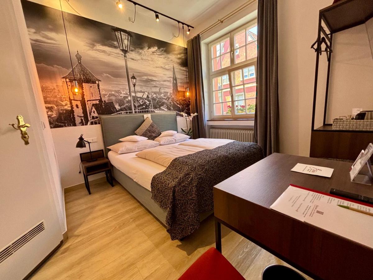Hotel Barbara - Housity