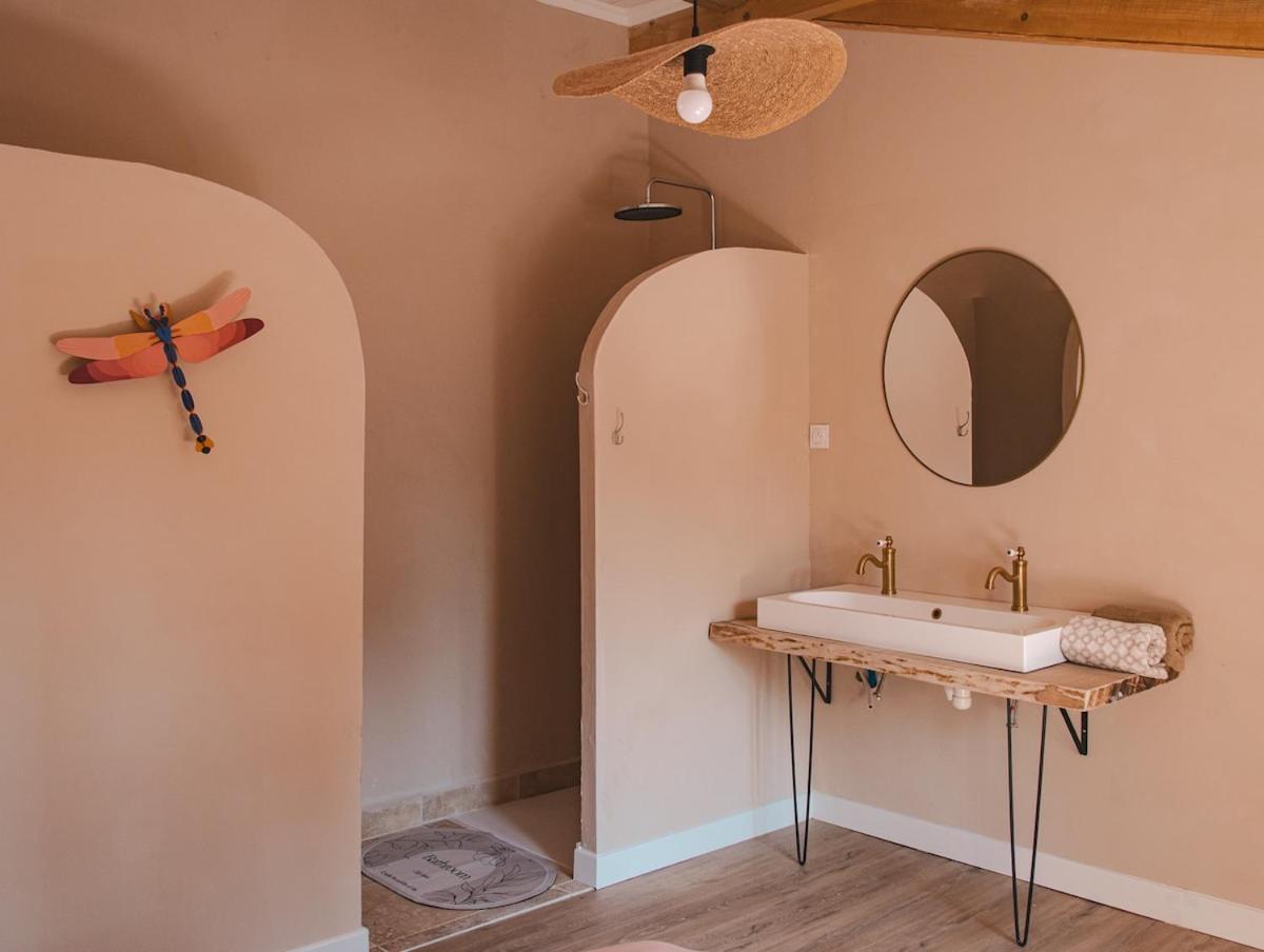 Mas des cresses Un gîte de charme aux portes de Pézénas - Housity