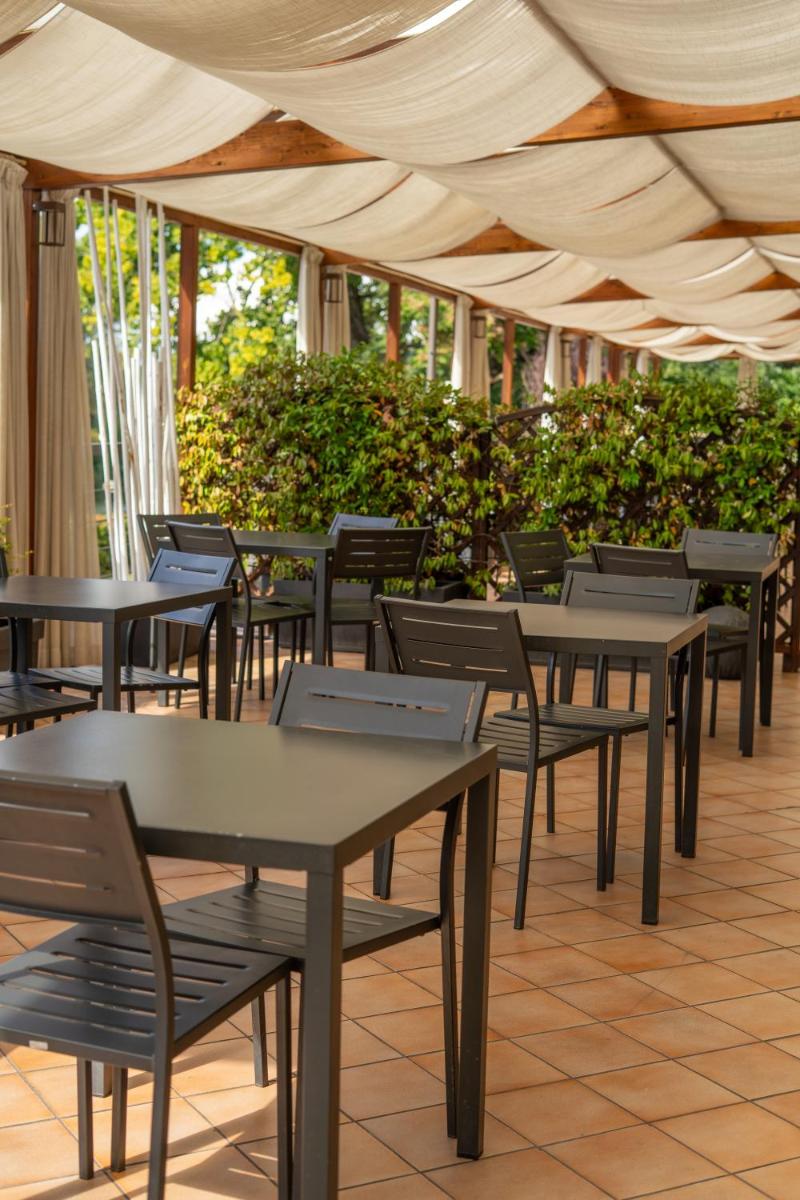 Best Quality Hotel La Darsena - Housity