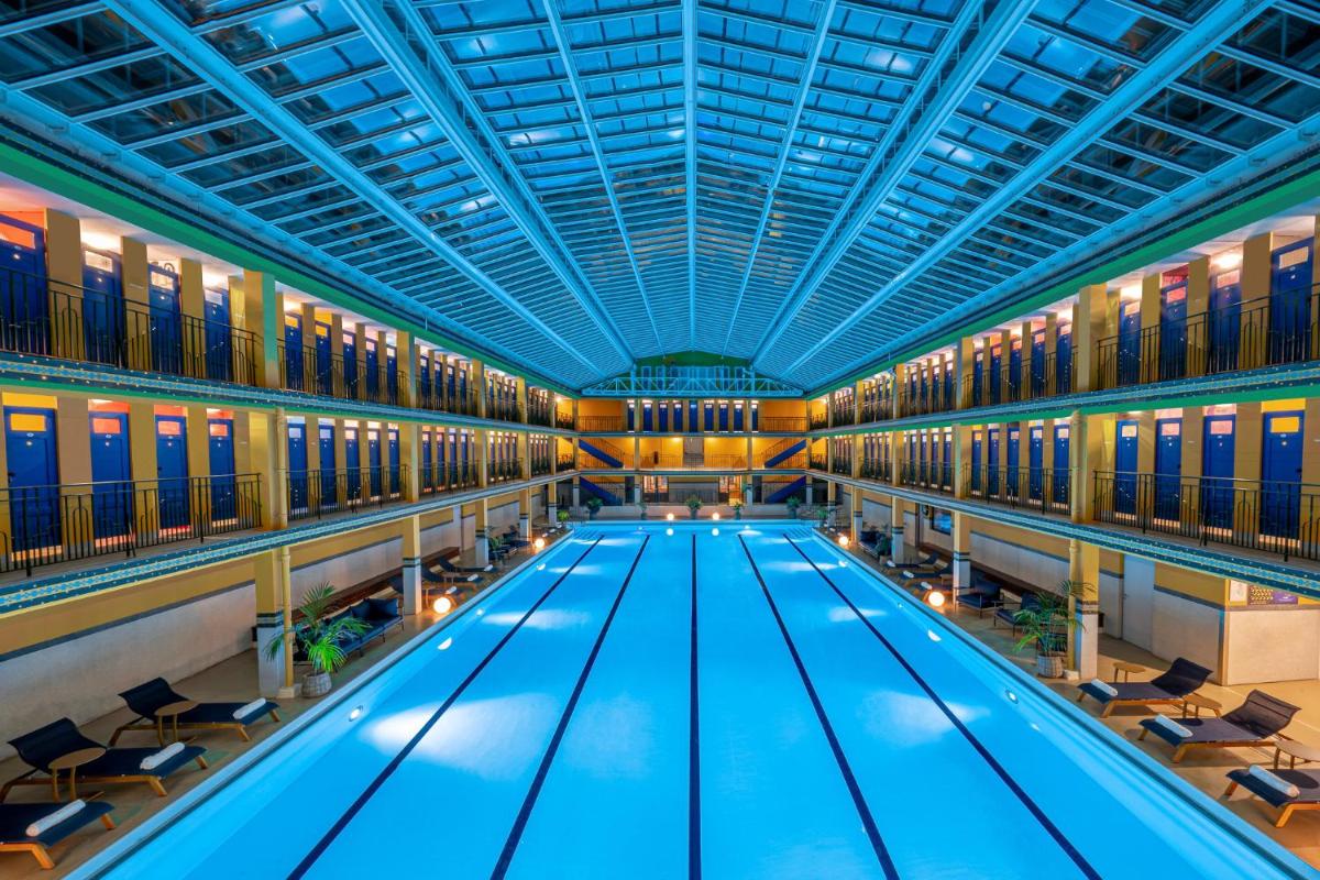 Piscine de l'établissement Molitor Hotel & Spa Paris - MGallery Collection ou située à proximité