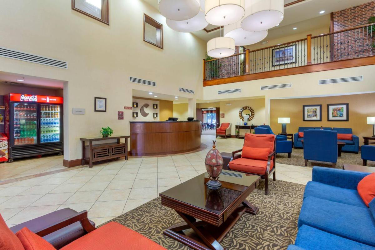 Comfort Suites Charleston West Ashley - Housity