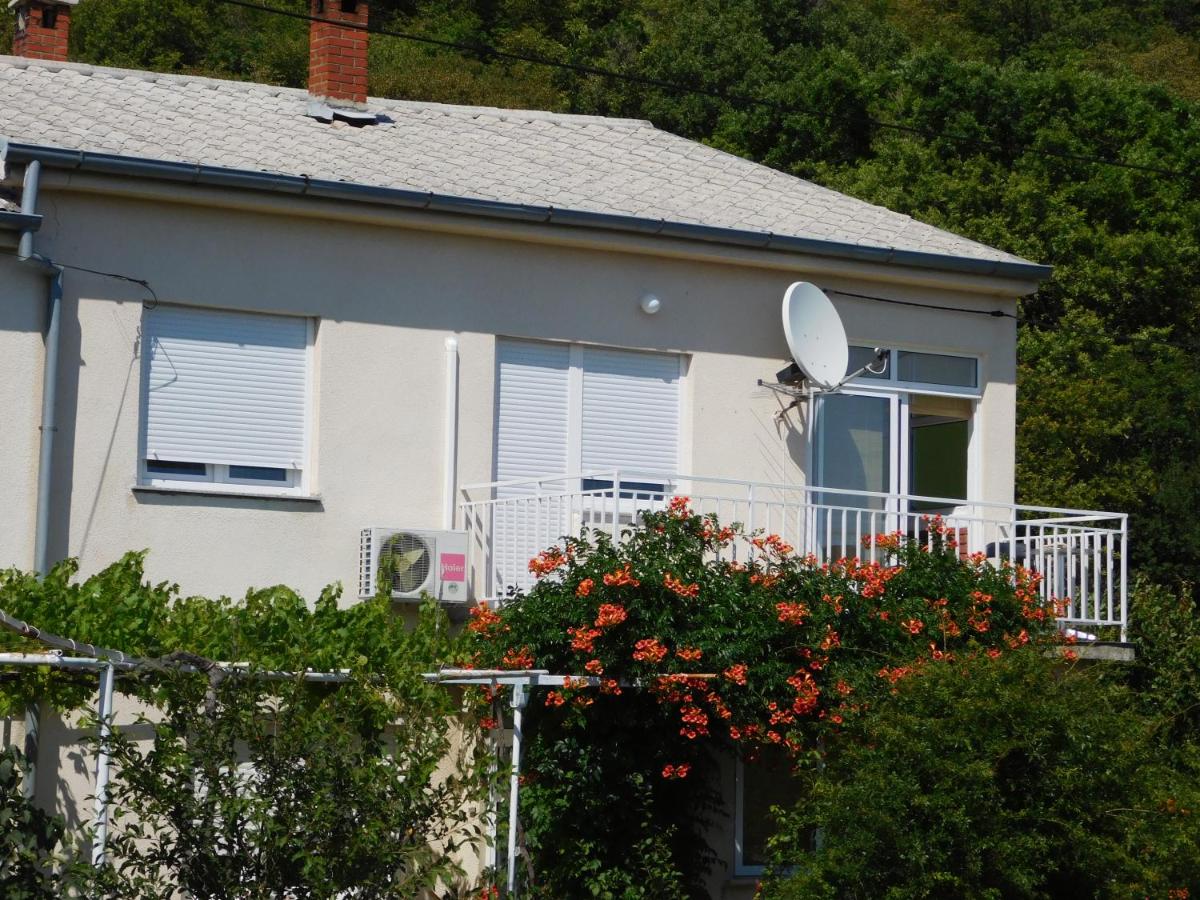 Apartment Varelija - Hizvo