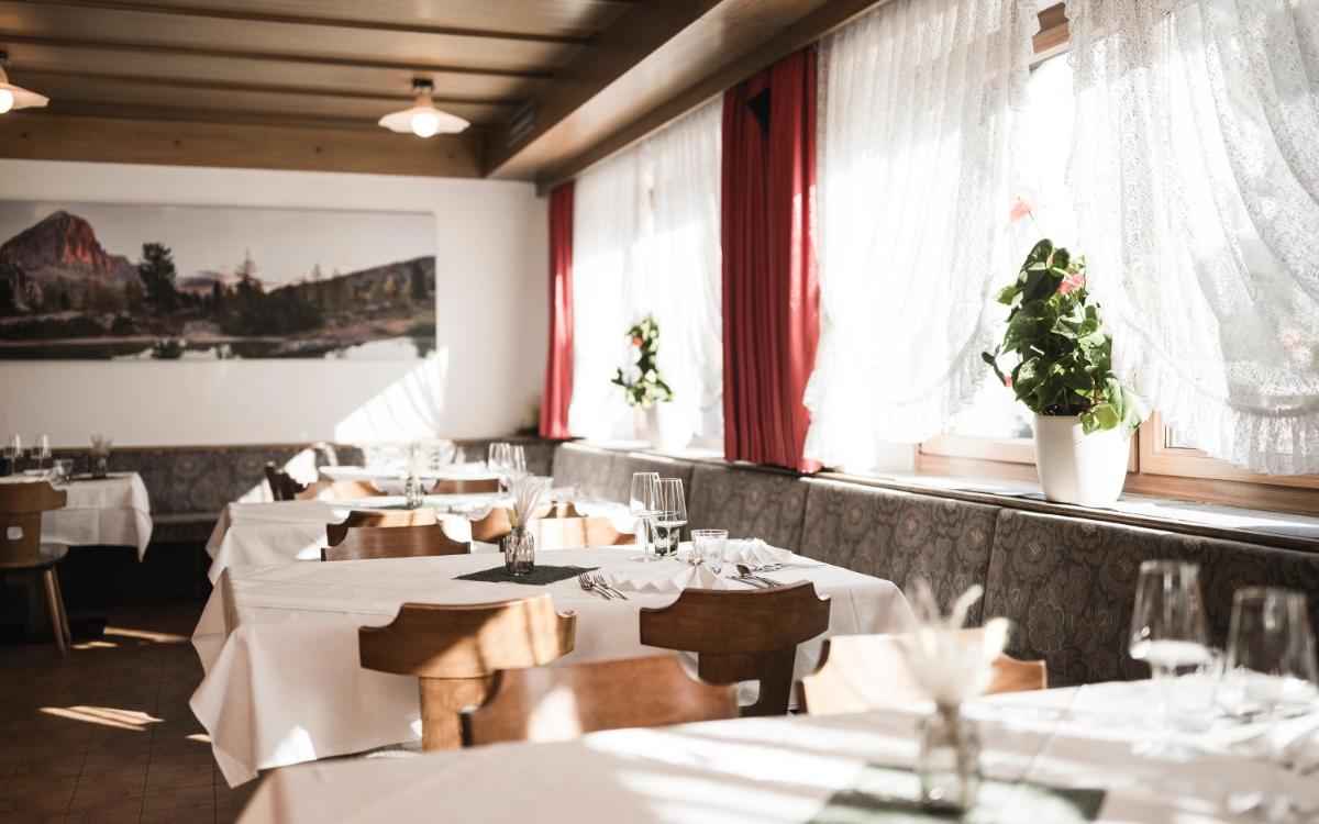 Hotel Pider - Housity