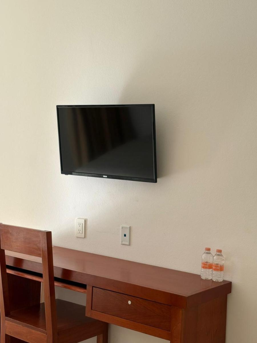 Hotel Santiago - Housity