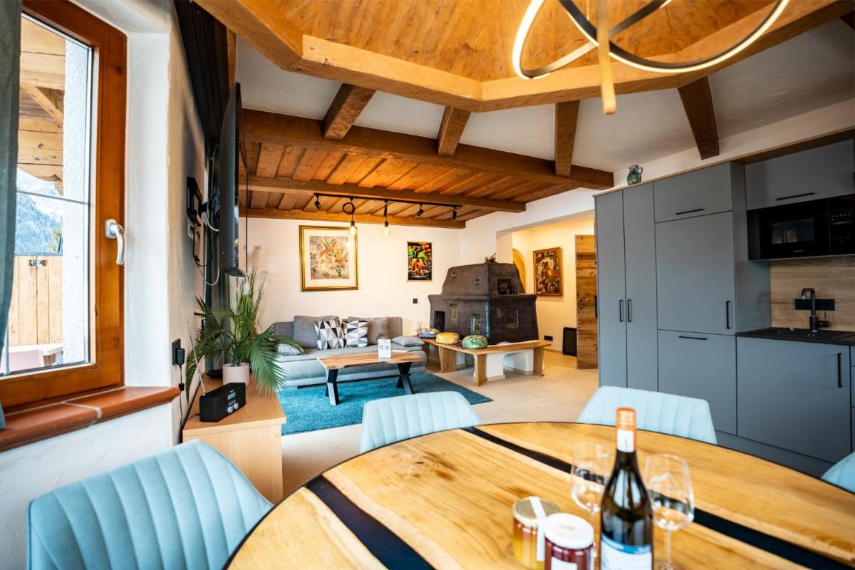 Schickster Sky Lodge - Housity