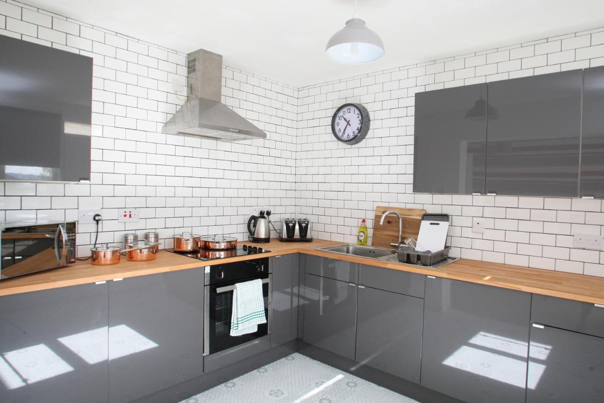 Southside Apartment Glasgow - Housity