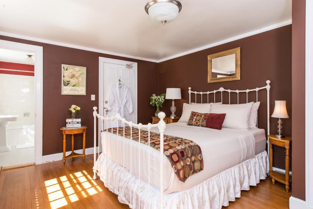 Inn on Putney Road - Housity