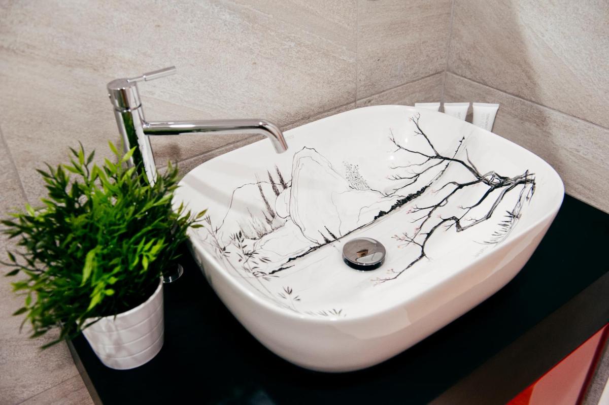 Apartamentos Art Suite Santander - Hizvo