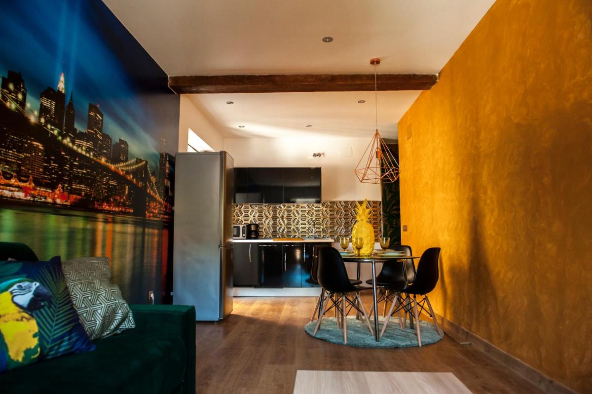 Apartamentos Art Suite Santander - Hizvo