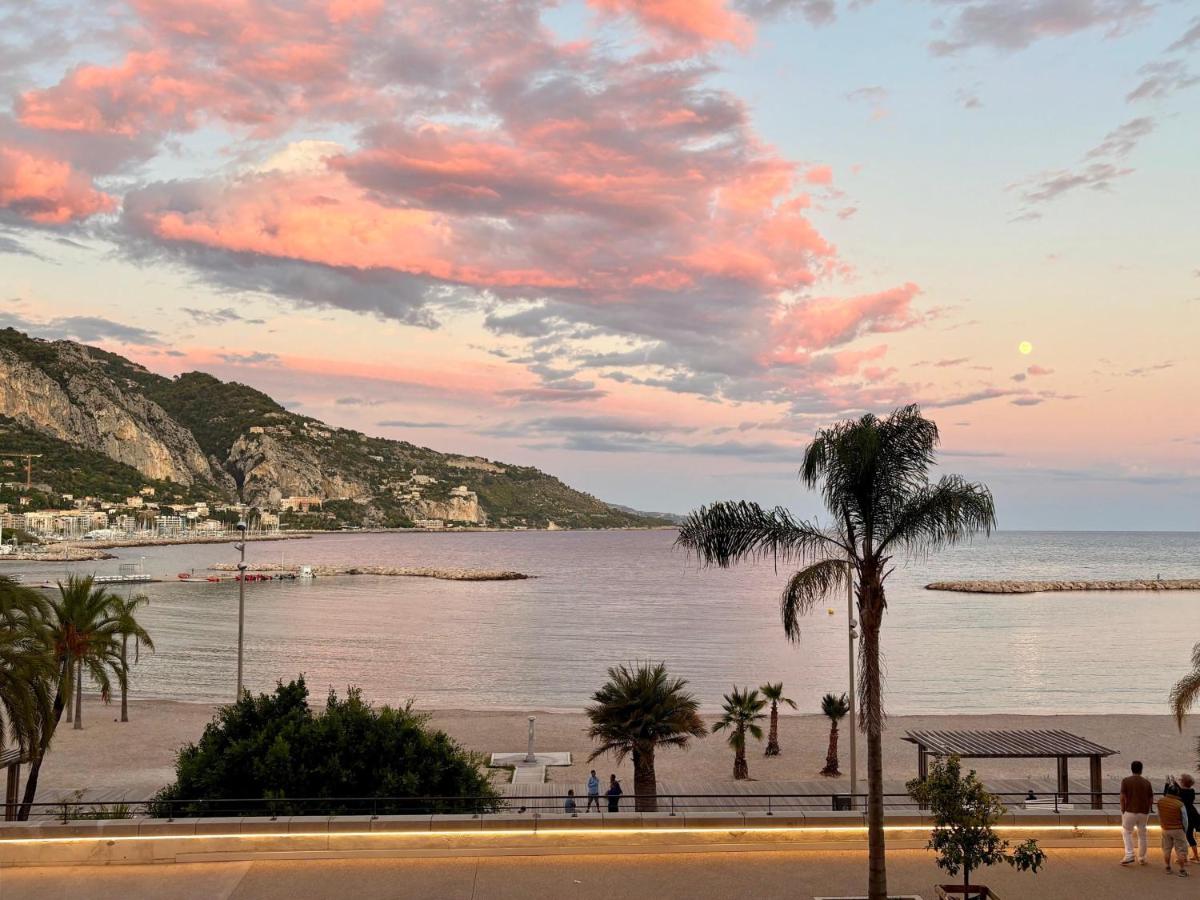 Apartment les Sablettes panoramic sea view - Housity