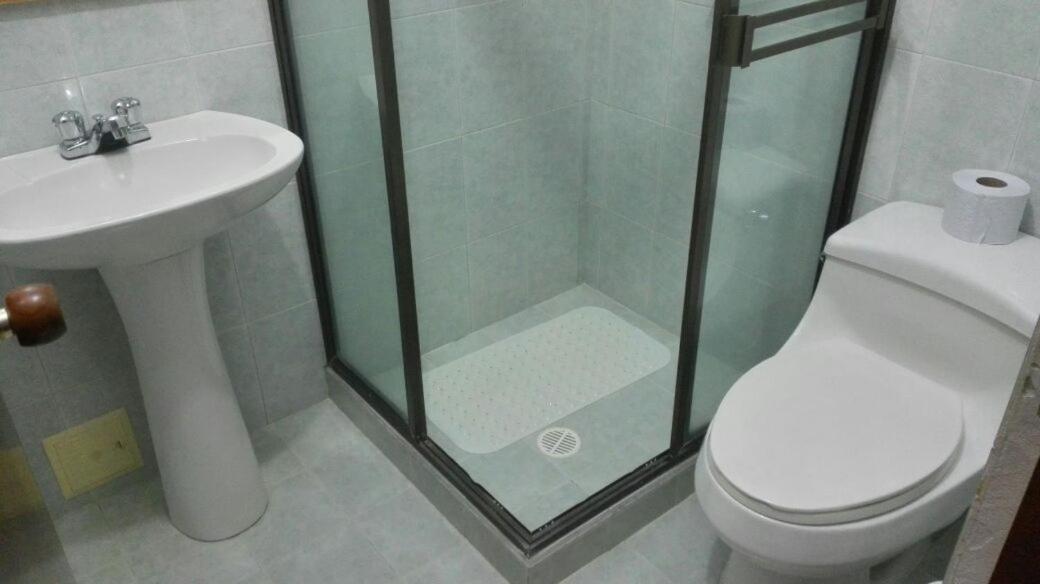 Hotel Villa Ricaurte - Housity