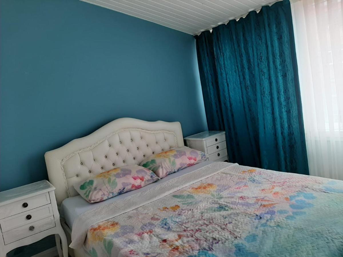 Samlife Apart - Housity