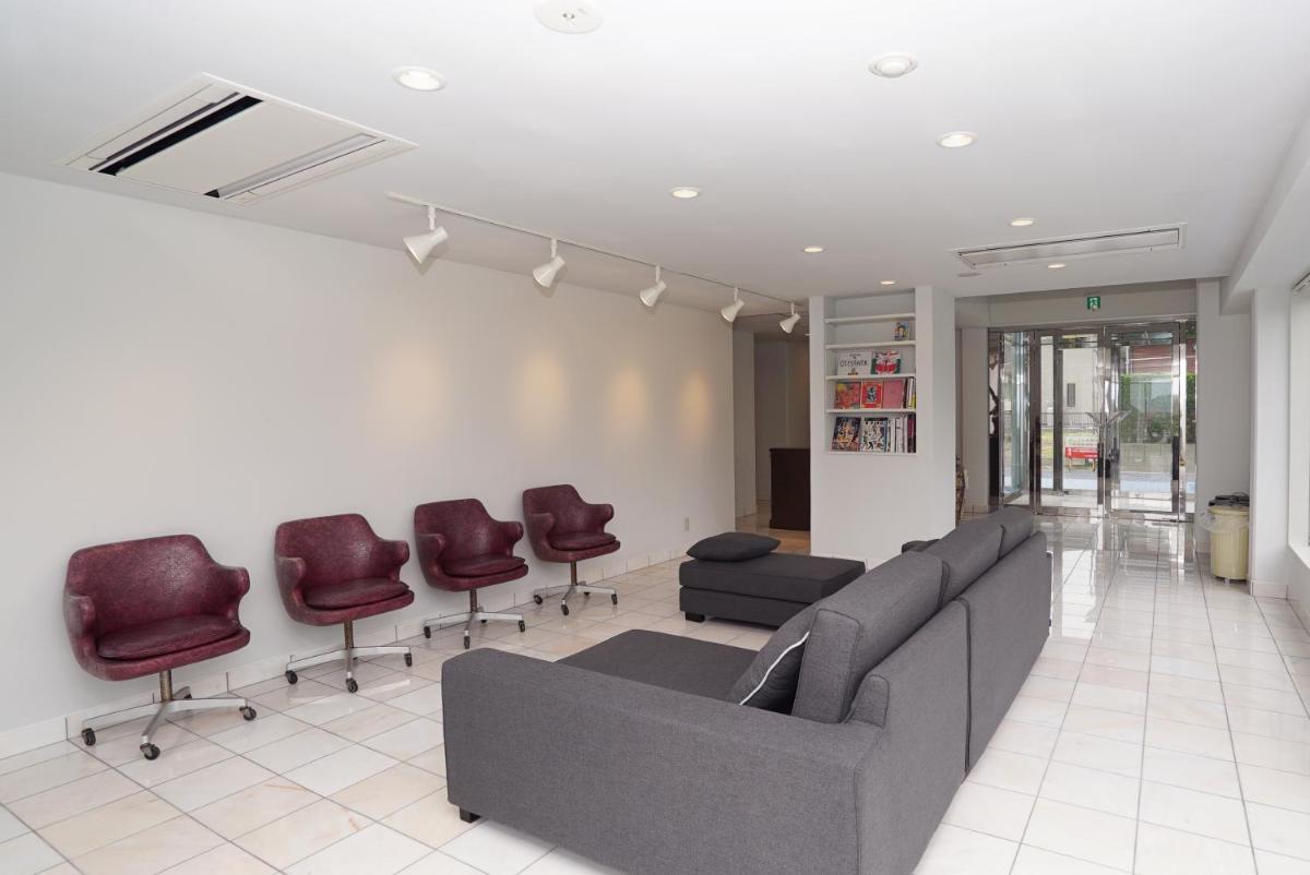 Tobi Hostel and Apartments - Housity