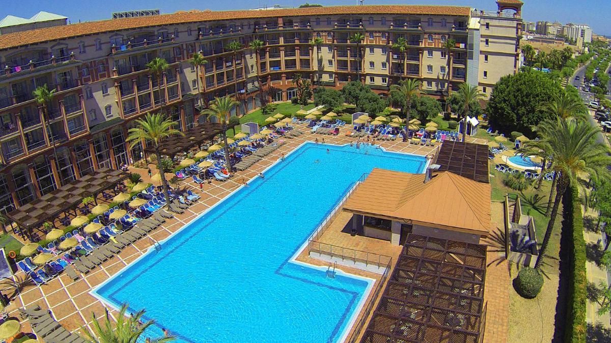 Piscina en o cerca de Ohtels Islantilla