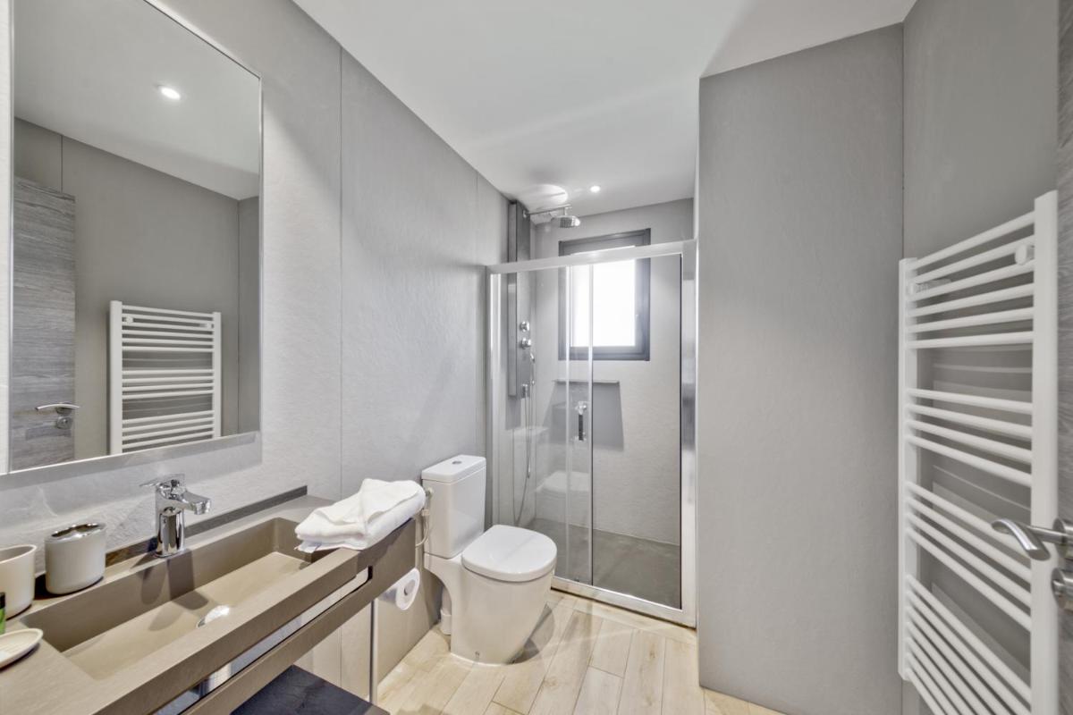 Salle de bains dans l'établissement Résidence Pierre & Vacances Premium Vesna Rossa