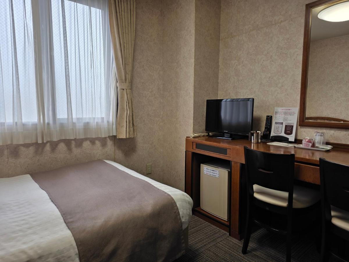 Shinmatsudo Station Hotel - Housity