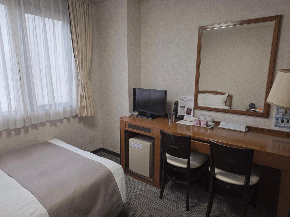Shinmatsudo Station Hotel - Housity