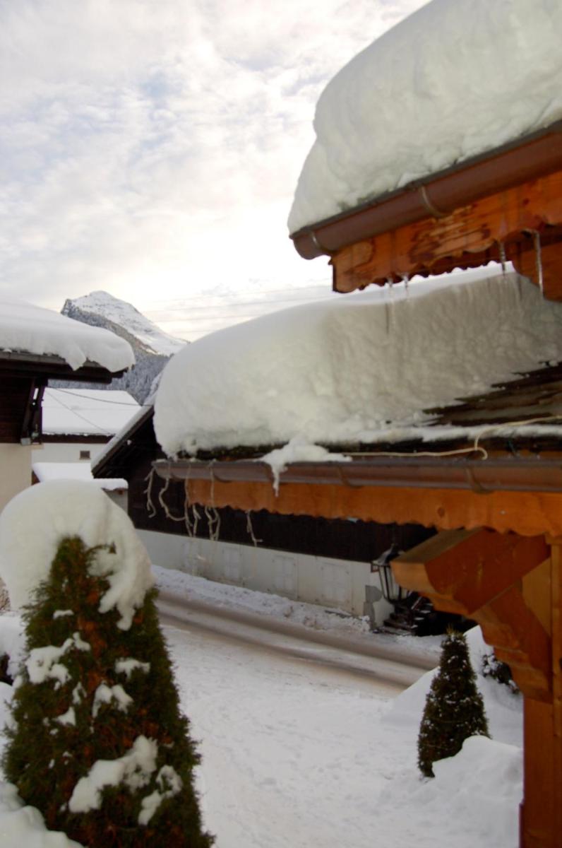 L'établissement Hôtel Les Côtes, Résidence Loisirs et Chalets en hiver