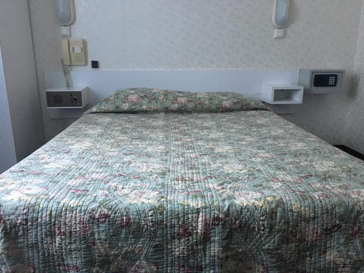 Nouveau Paris Park Hotel - Housity
