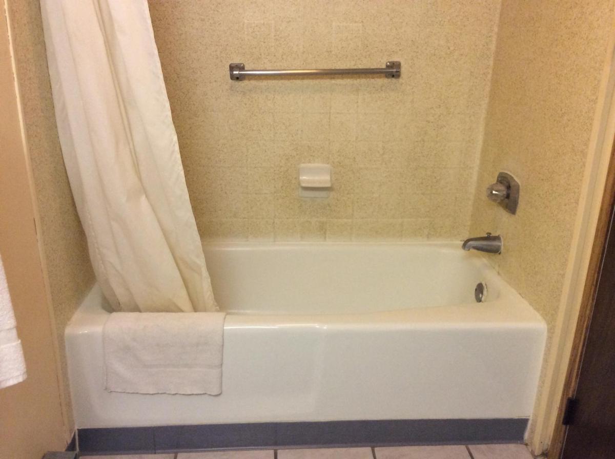 West Motel - Housity