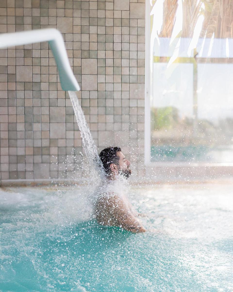 Piscine de l'établissement Sofitel Golfe d'Ajaccio Thalassa Sea & Spa ou située à proximité