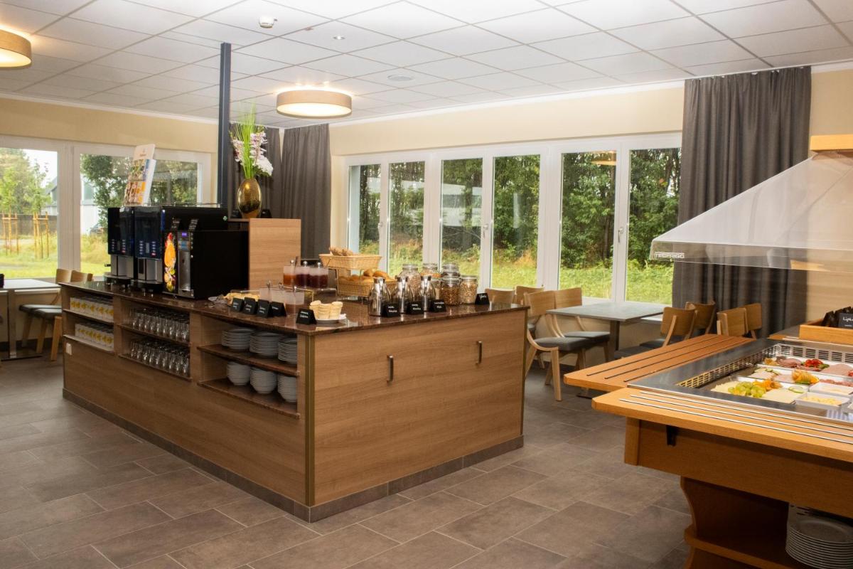 OEKOTEL Graz Airport - Housity