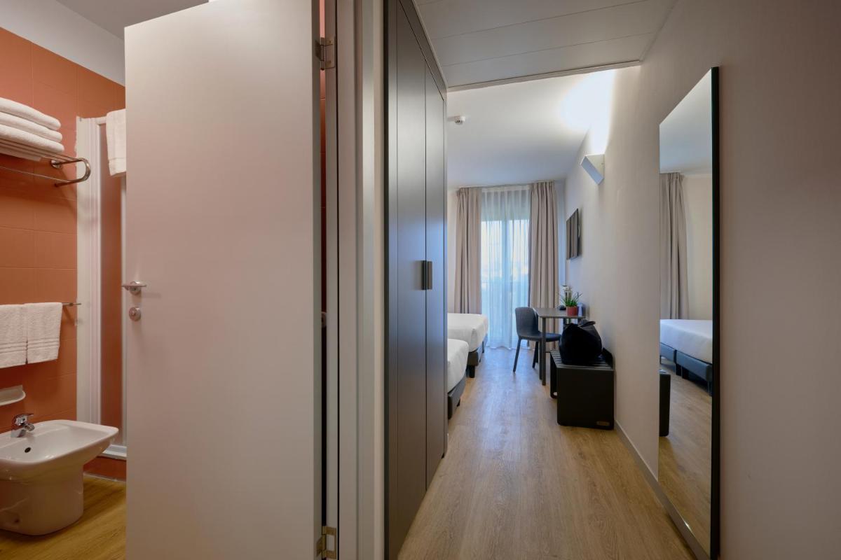 Zenit Park Hotel - Housity