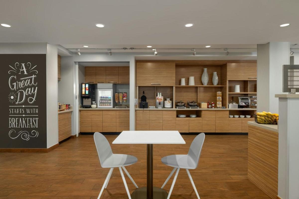 TownePlace Suites by Marriott Pittsburgh Harmarville - Housity