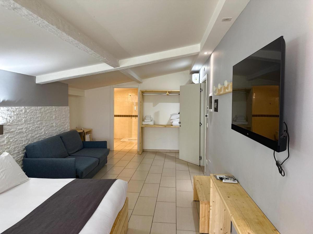 torquemada beach club - Housity