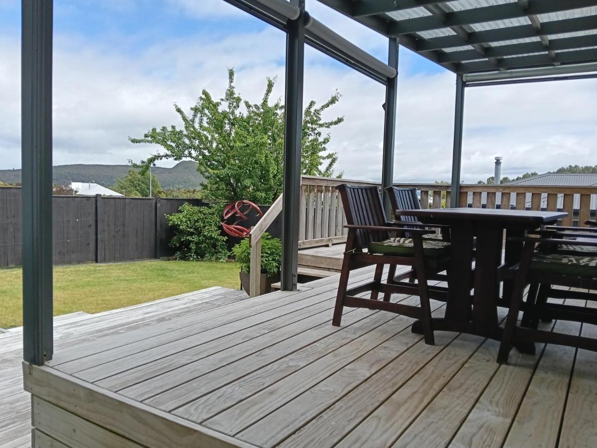 The Knights at Motuoapa, Tongariro Crossing, Taupo - Housity