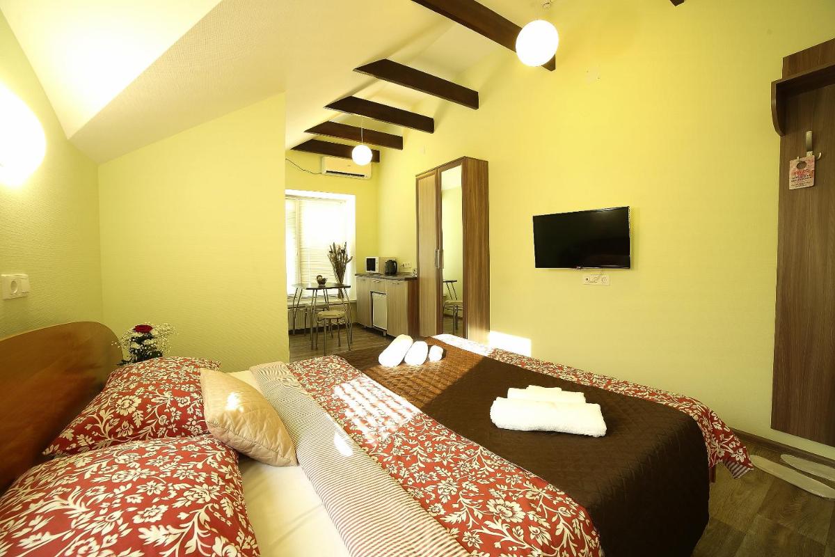 Na Leningradskoy Mini Hotel - Housity