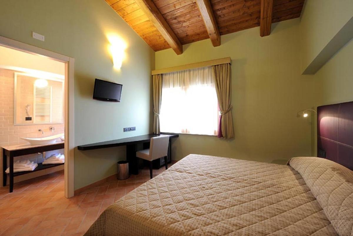 Magione Papale Relais - Housity