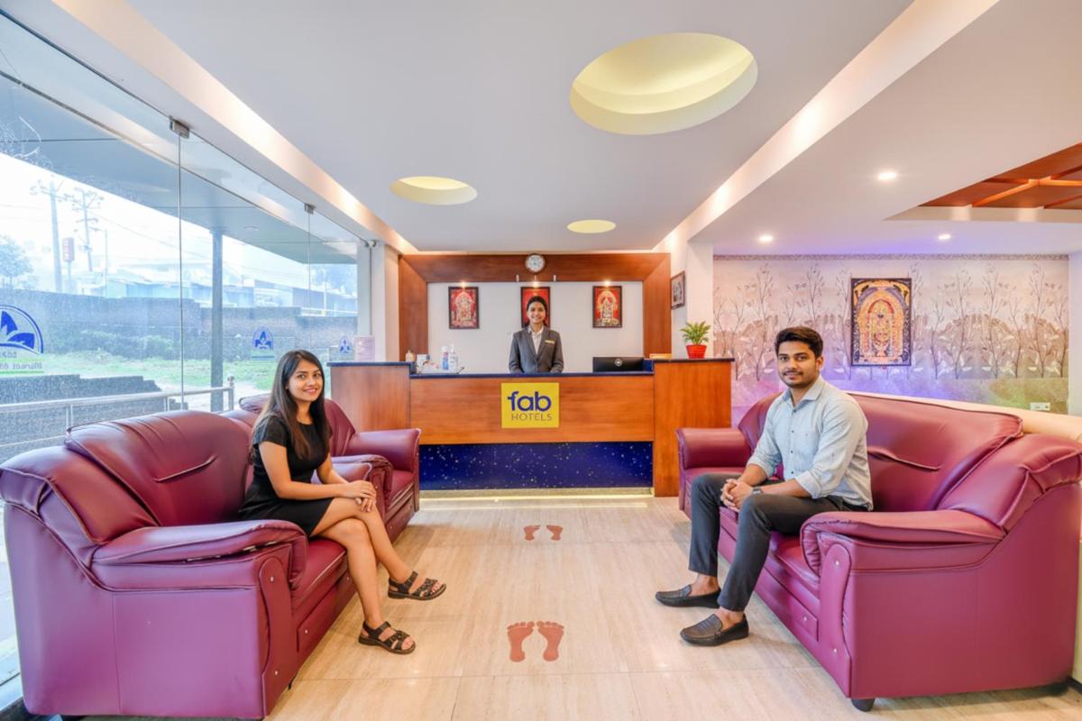 FabHotel Abirami Grand Inn - Housity