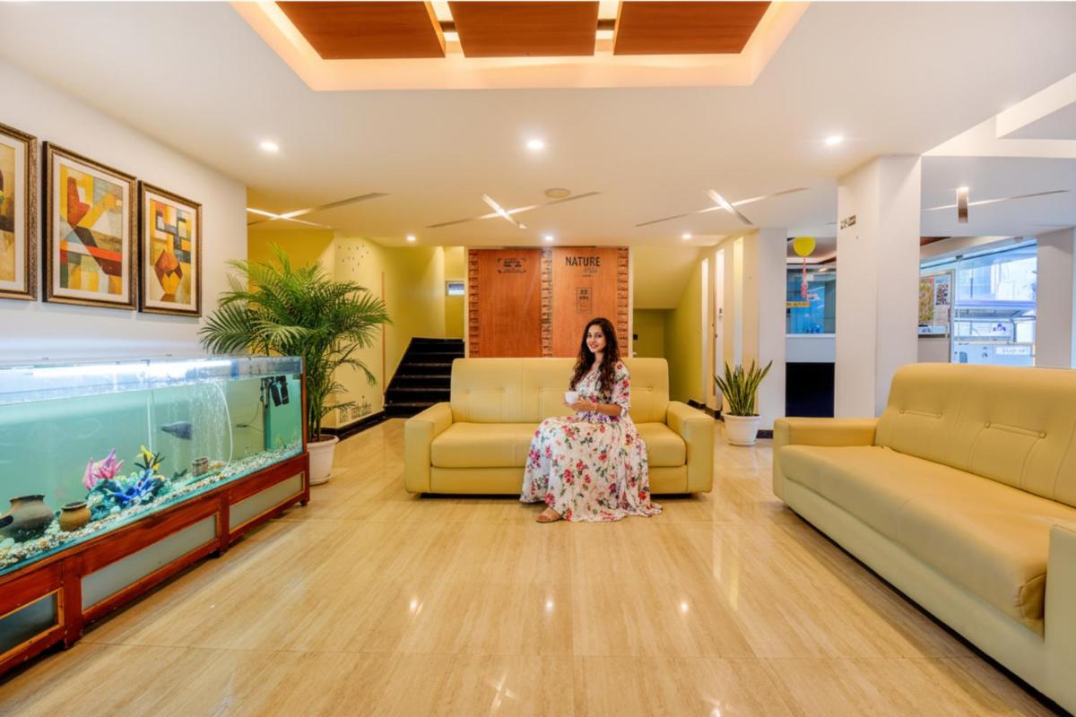 FabHotel Abirami Grand Inn - Housity