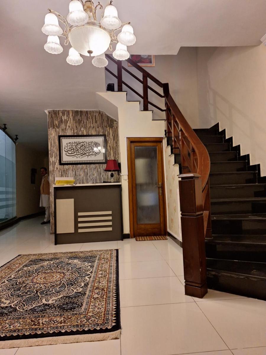 HK Residency 华人宾馆 - Housity