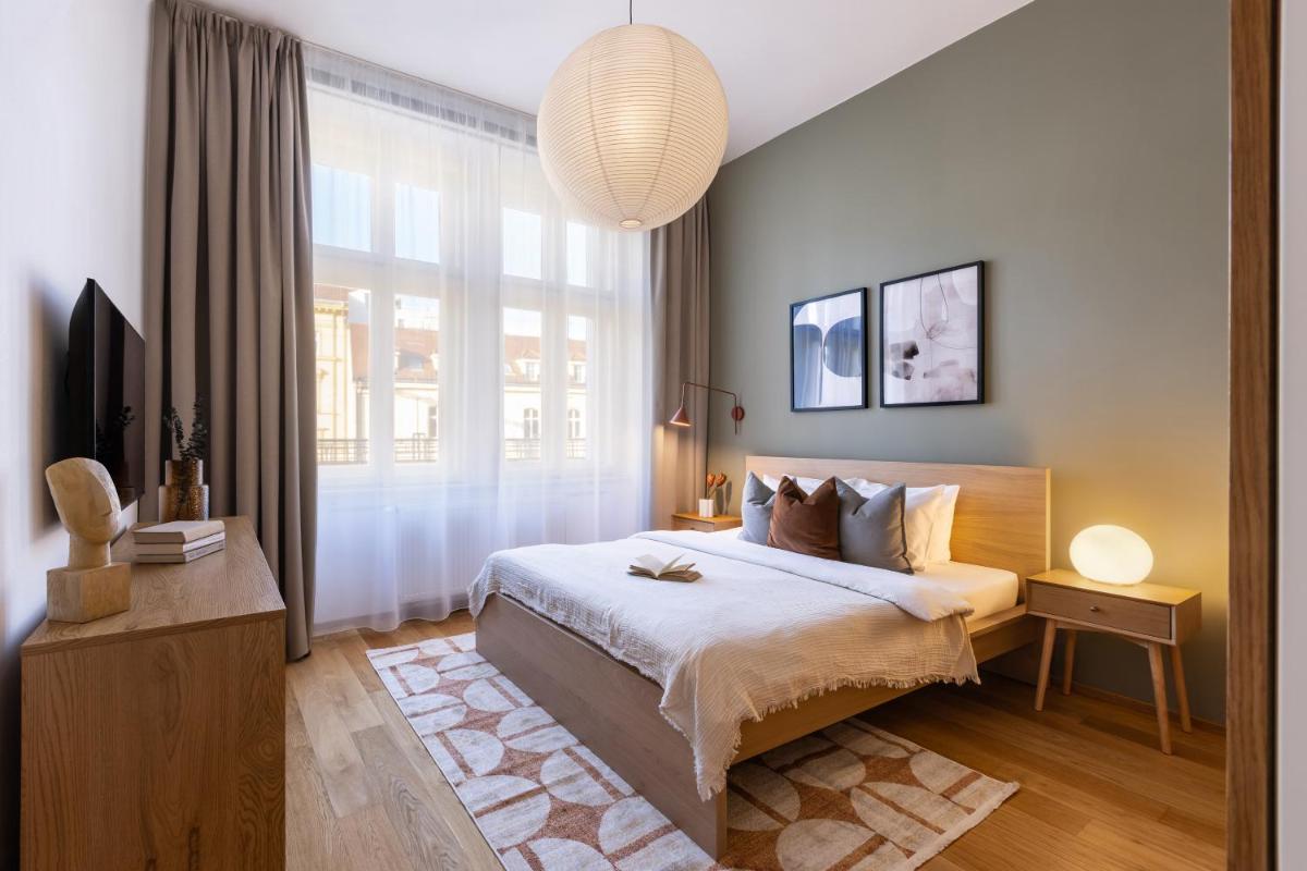 TurnKey I Main Bus Station Apartments - Housity