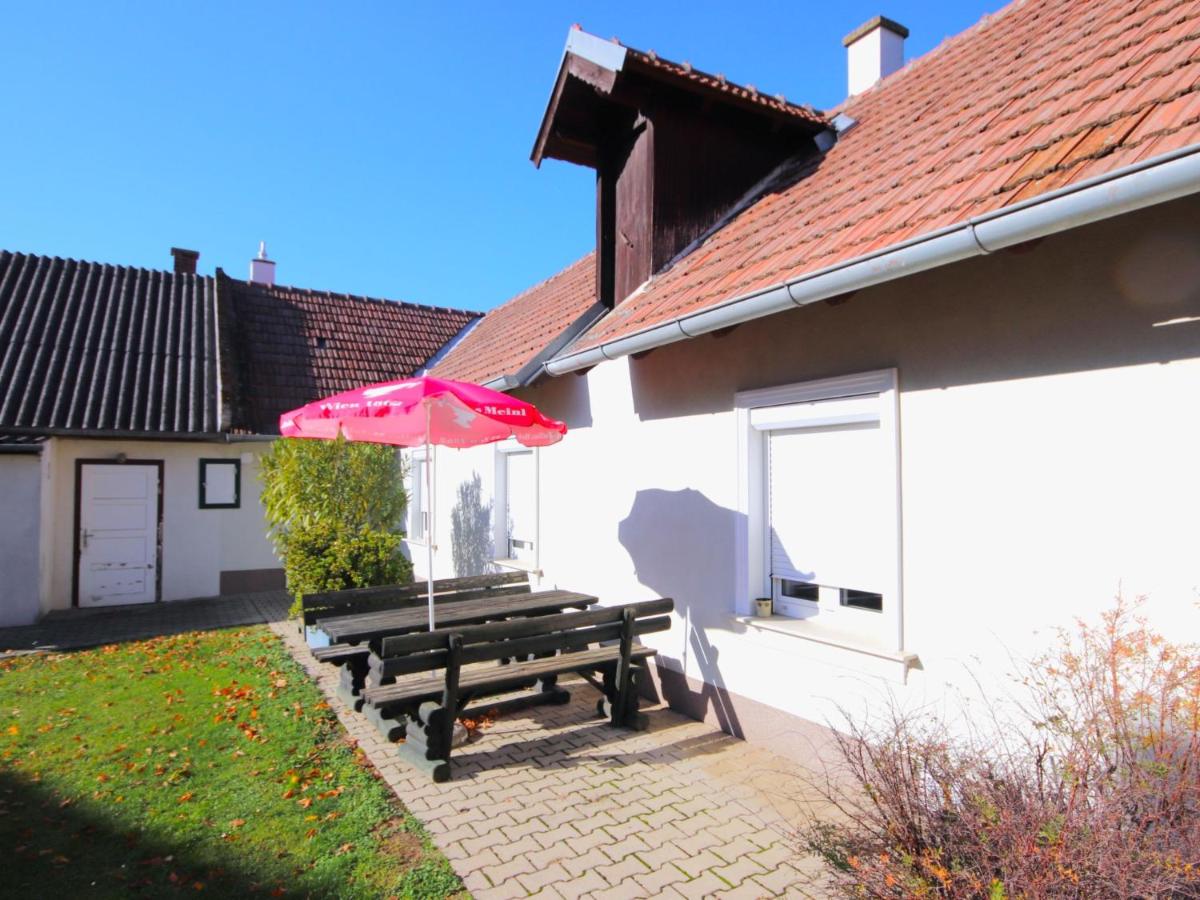 Holiday Home Friedl by Interhome - Housity