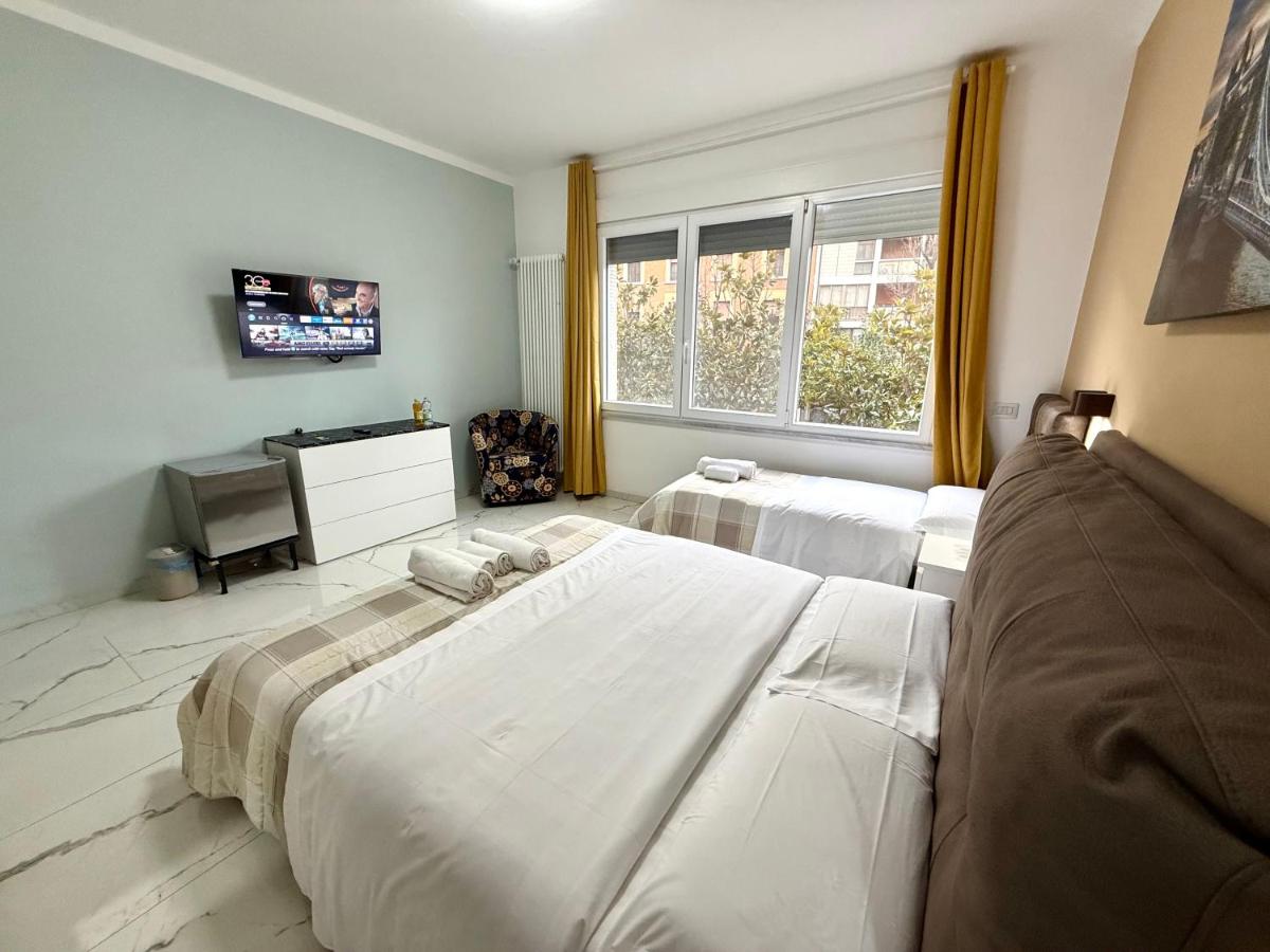 Desire guest House - Housity