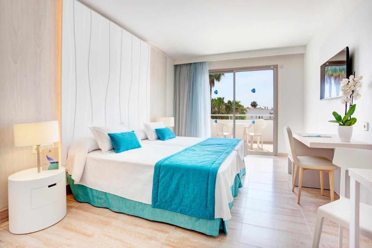 Cama o camas de una habitación en Grupotel Mallorca Mar