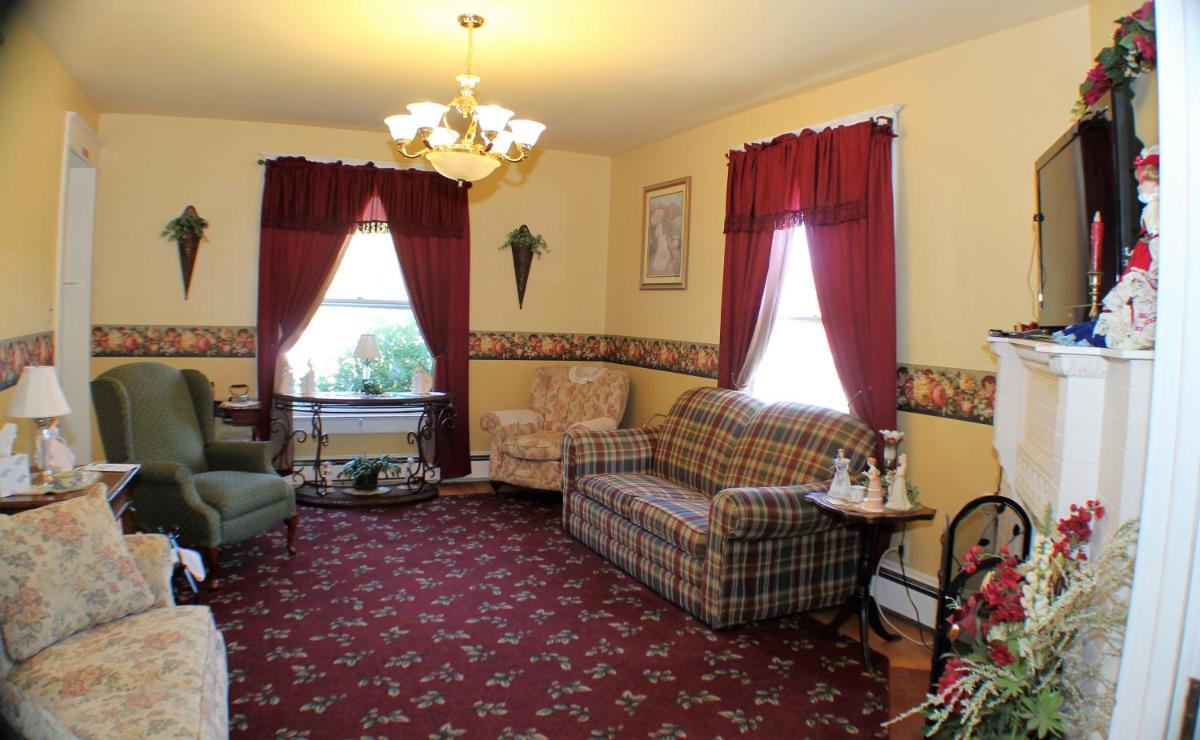 The White Birch Inn - Housity