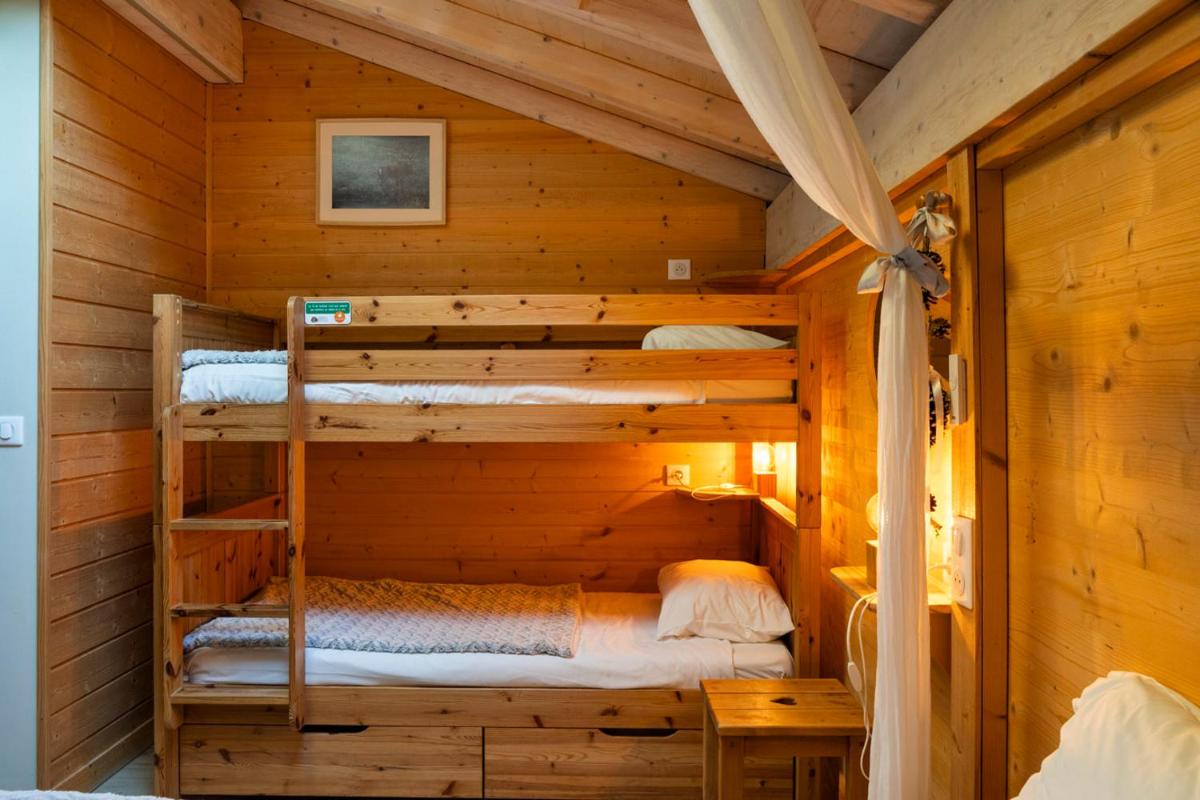 Un ou plusieurs lits dans un hébergement de l'établissement Domaine du Hirtz, Restaurant & Spa
