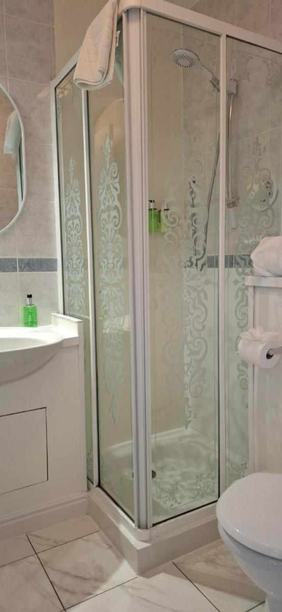 Guest Lodge by The Promenade - Housity