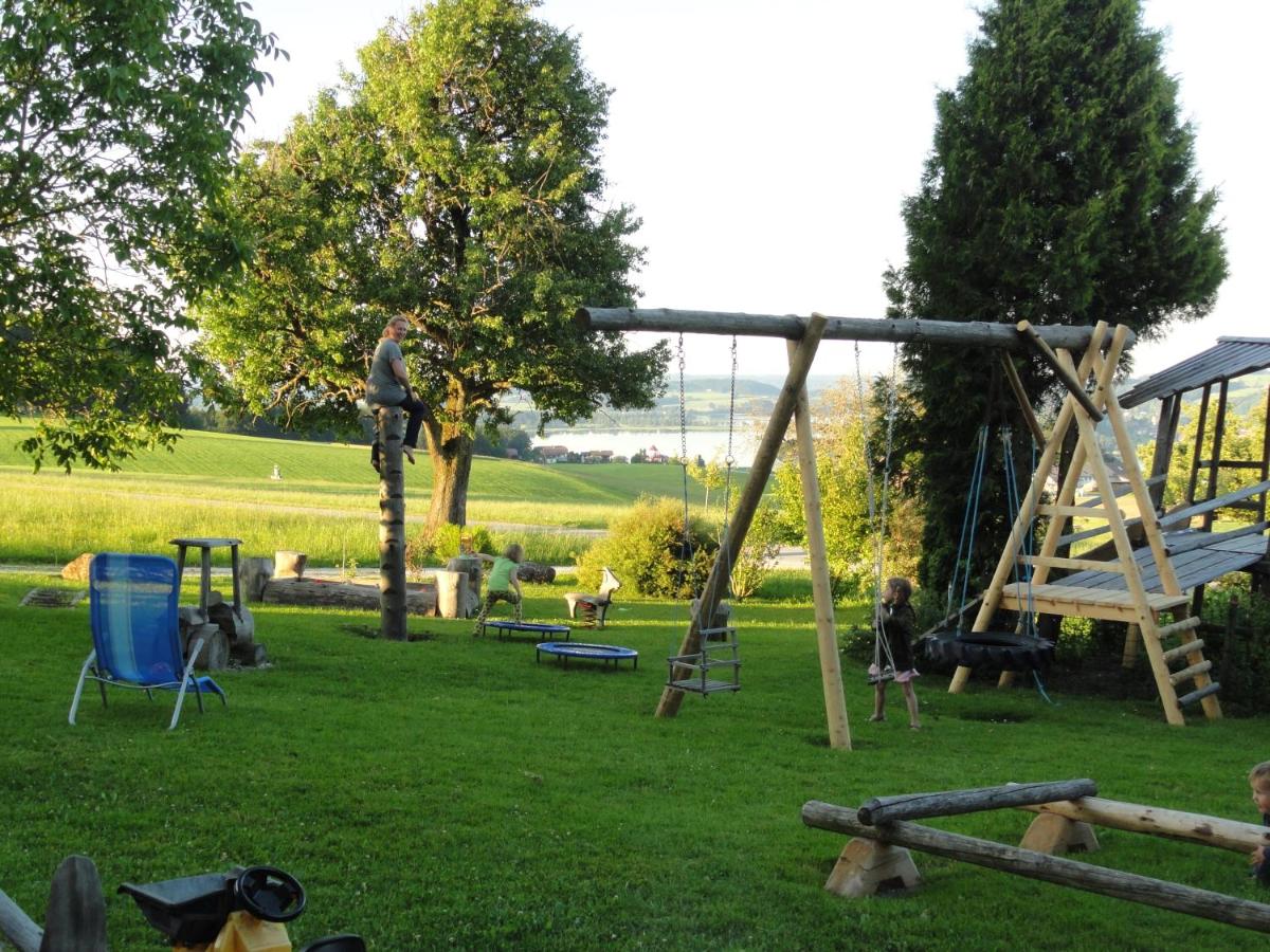 Baby- und Kinderhof Aicherbauer - Housity