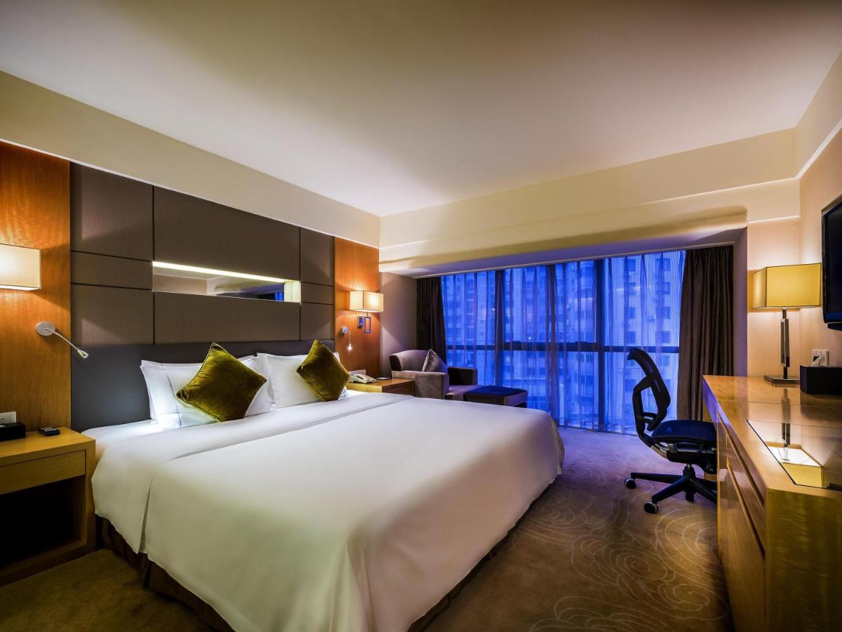 Grand Mercure Xiamen Downtown-Free Welcome Fruit & Metro Station - Housity