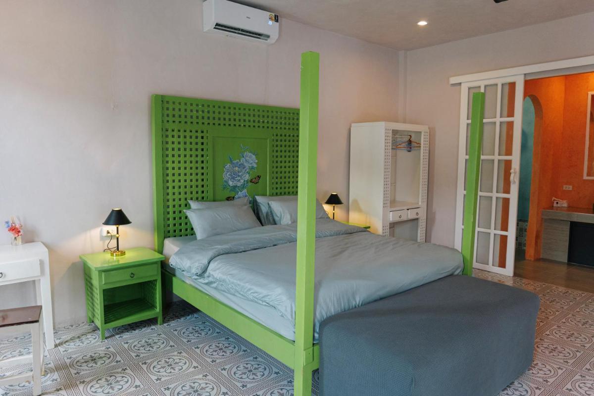 Watercolours - Housity