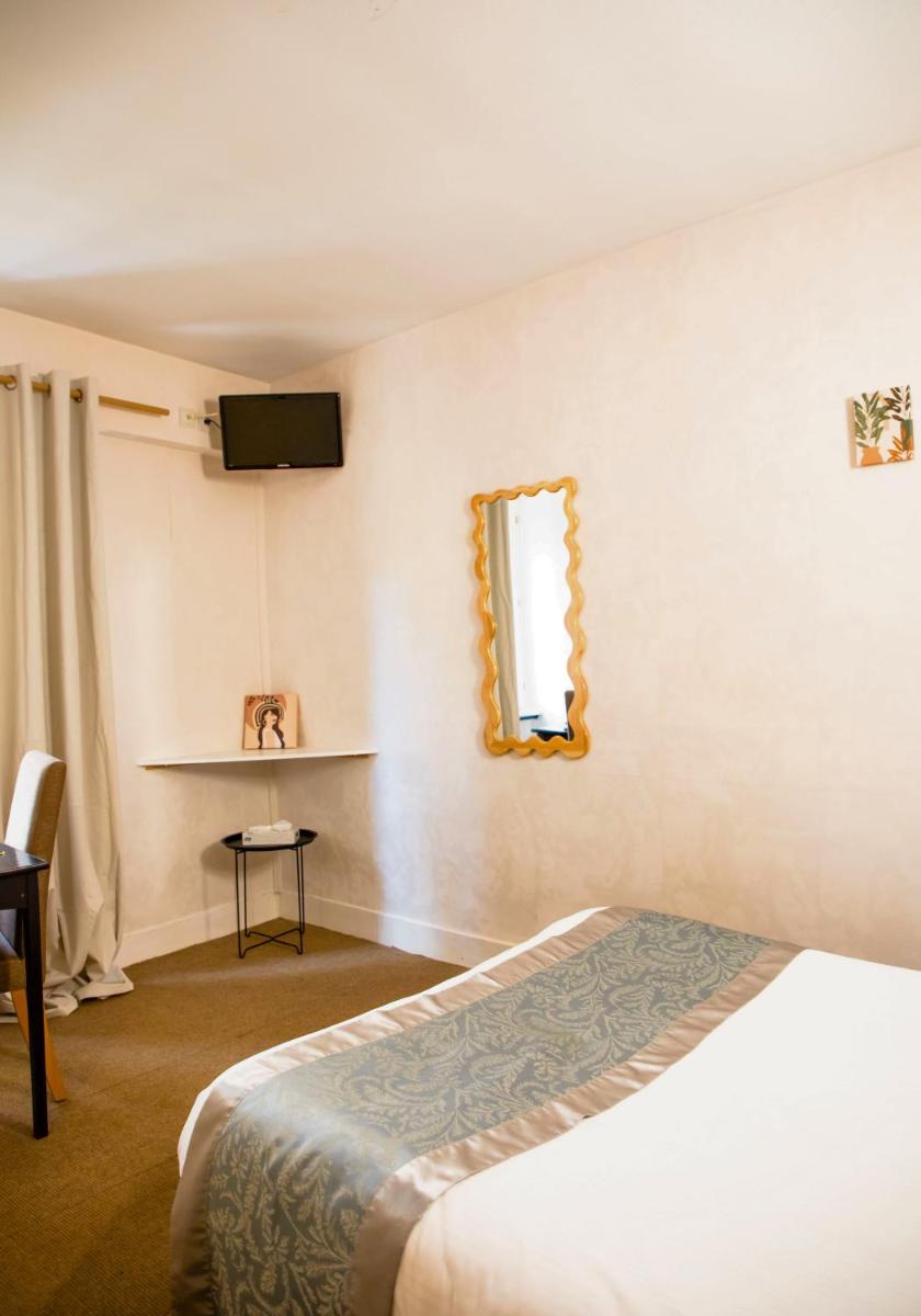 Hôtel La Batisse - Housity