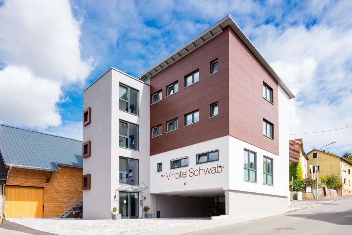 Vinotel Heinz J. Schwab - Housity